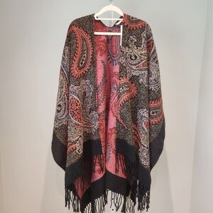NWT Soft Surroundings Paisley Poncho Cape Shawl Fringe Tassel Wrap 1AH63 OS Gift
